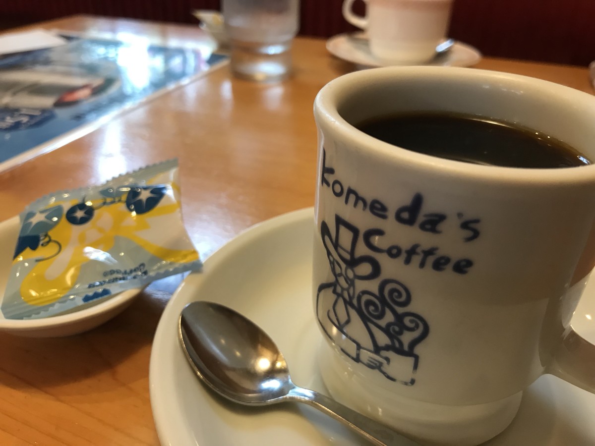コメダ珈琲店 湖西店での30代男性向け無料出張結婚相談の様子